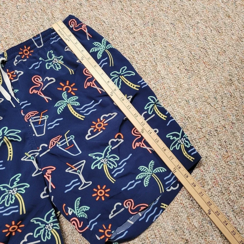 Chubbies Swim Trunks Men 2XL Navy Neon‎ Flamingo Palm Tree 7